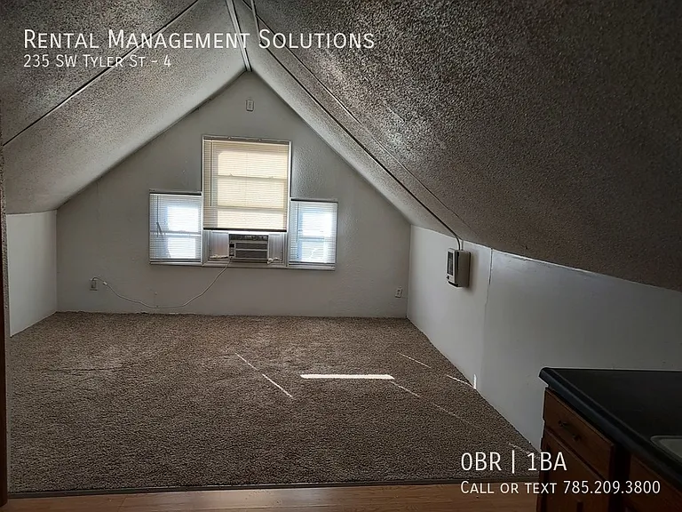 235 SW Tyler St #4 — Photo 7