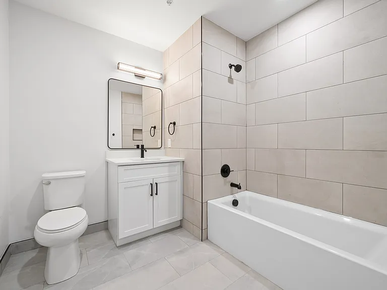 3372 Johnston Ave #307 — Photo 13