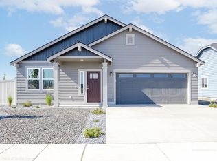 11248 Bluefield Dr, Caldwell, ID 83605