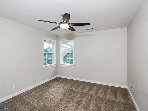 4th image of 6105 Shady Woods Ln