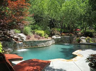 1007 Carriage Ln SE, Smyrna, GA 30082