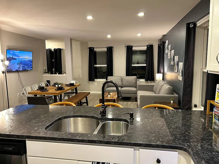 129 Elmira Rd #B — Photo 4