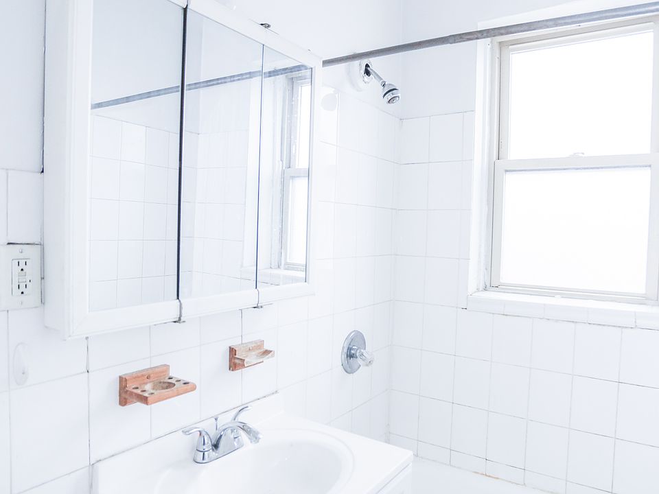 1st image of 3405 N Pulaski Rd Ste 3