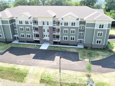 265 Thurow Dr #204, Oconomowoc, WI, 53066