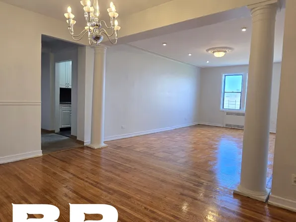 1171 Ocean Parkway image 1 of 16