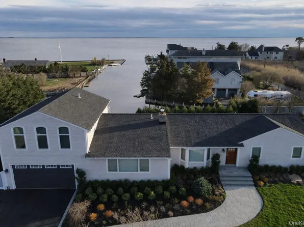 18 Matilda Court, Bayport, NY 11705