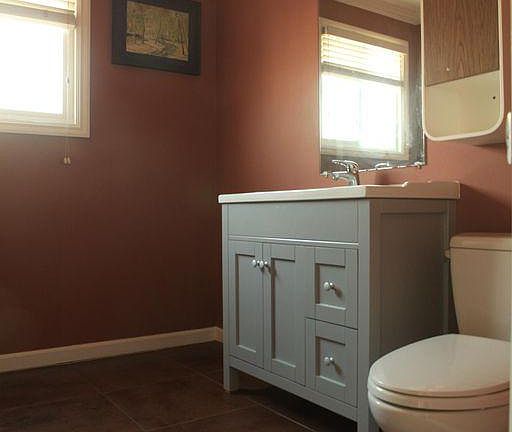 5th image of 600 Elm Ave