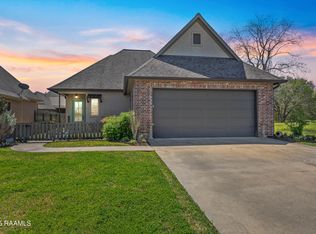 105 Bluewater Dr, Broussard, LA 70518