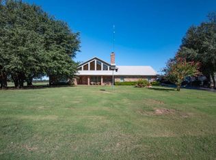 19884 Fm 79, Sumner, TX 75486