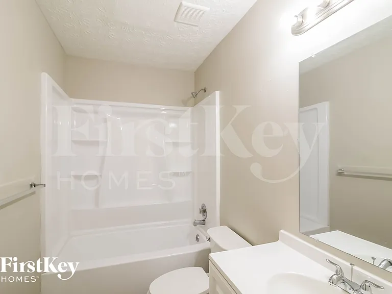 10258 Misty Ridge Dr — Photo 17