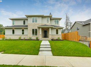 8298 SW Oak St, Portland, OR 97223