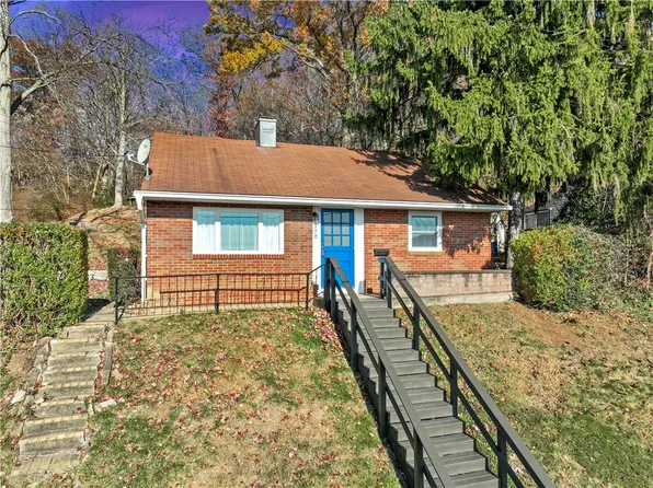 770 7th St, Beaver, PA 15009