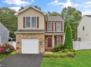 8218 Lexington Dr, Severn, MD 21144