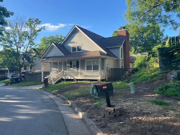 956 Oak St SW, Atlanta, GA 30310