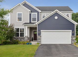 5530 Annapolis Ln N, Plymouth, MN 55446