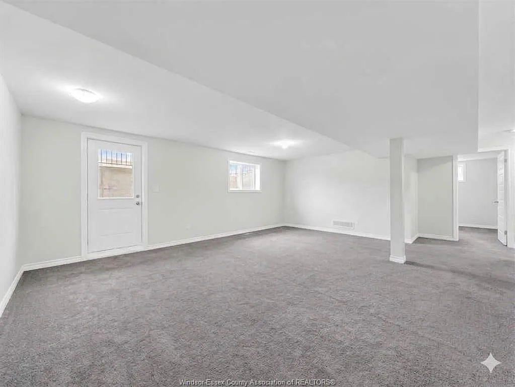 2 bed, $1,700 — Photo 2