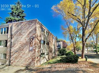 1030 NE 125th St APT 1, Seattle, WA 98125