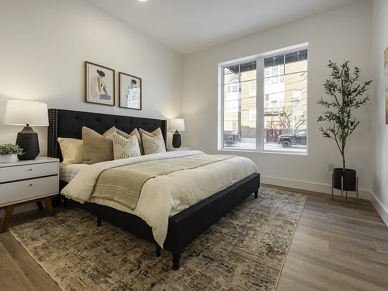 Maple Square Apartments — Photo 32