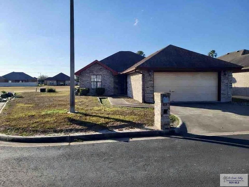 1st image of 715 Heather Dr