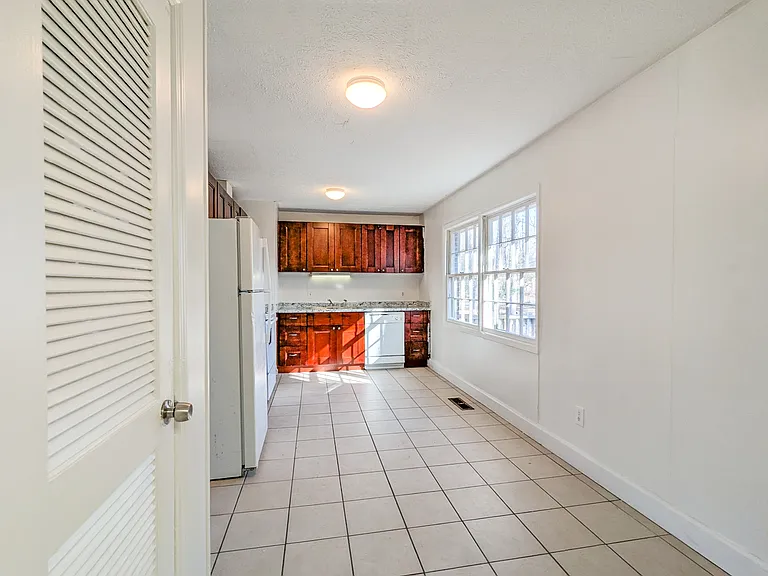 4446 Falcon Ct — Photo 8
