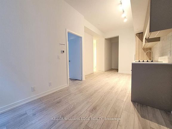 4th image of 55 Mercer St #601