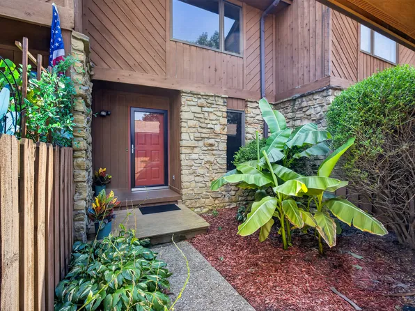 3177 Sycamore Dr #5A, Columbus, IN 47203