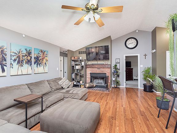 4th image of 7659 Waterwood Dr