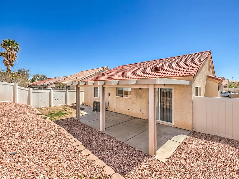 526 Regal Robin Way — Photo 14