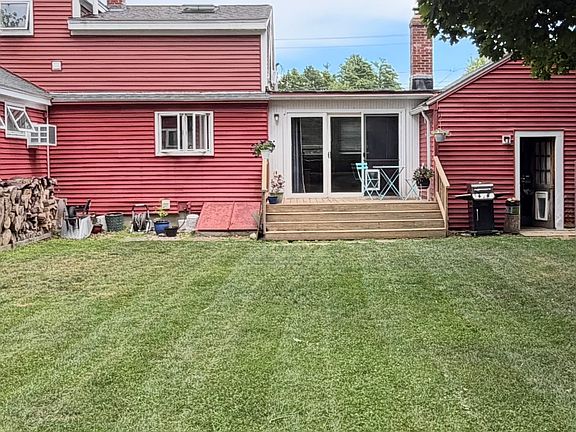 2nd image of 123 Back River Rd