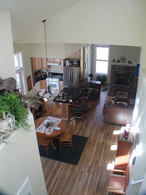2nd image of 6213 Green St