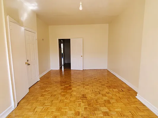 Rented by Paragon Real Estate Corporation | media 4