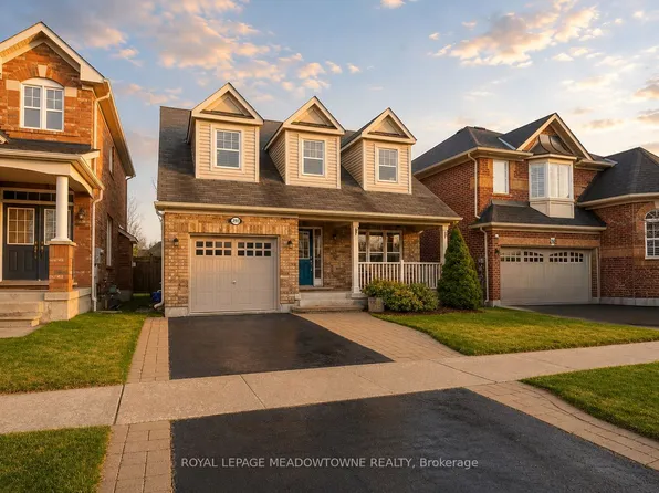 292 McDougall Cross, Milton, ON L9T 0N6