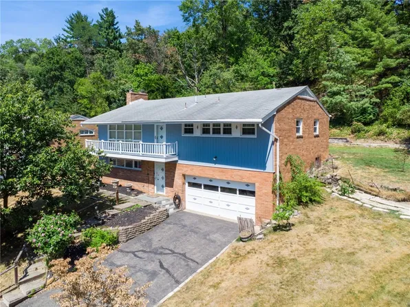 512 Wimer Cir, Pittsburgh, PA 15237