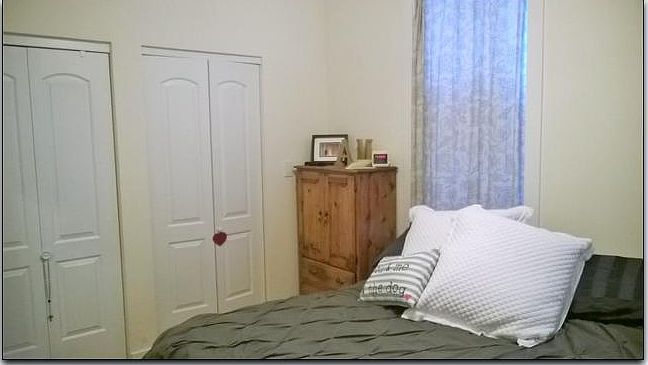 Bedroom photograph 2