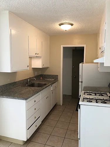 Floor plan 2 BEDROOM - 1 BATHROOM