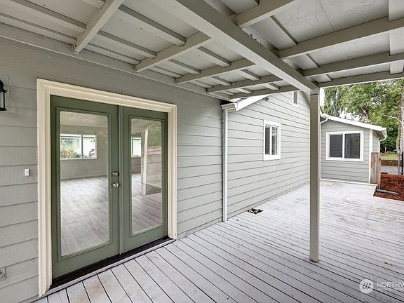 5th image of 22803 Pacific Way