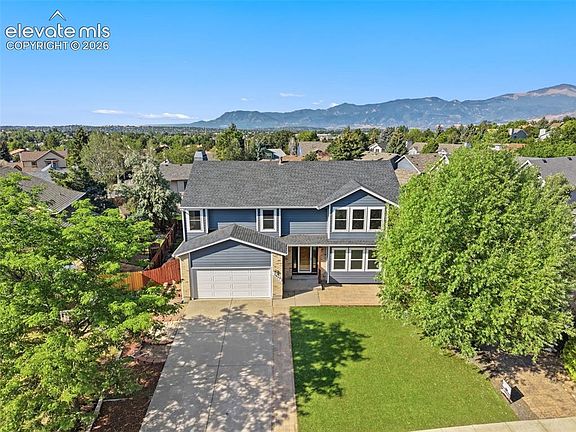 2nd image of 3829 Whisper Hollow Dr
