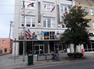 158 W Main St, Washington, NC 27889