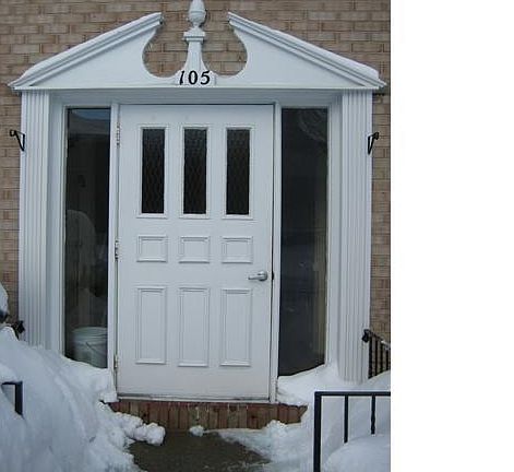 2nd image of 105 Old Lyme Dr APT 1