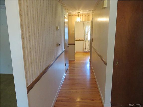 5th image of 6270 Seven Pines Dr