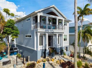 6940 Longboat Dr S, Longboat Key, FL 34228