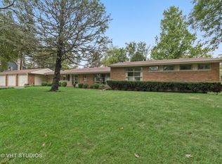 245 Sunset Dr, Northfield, IL