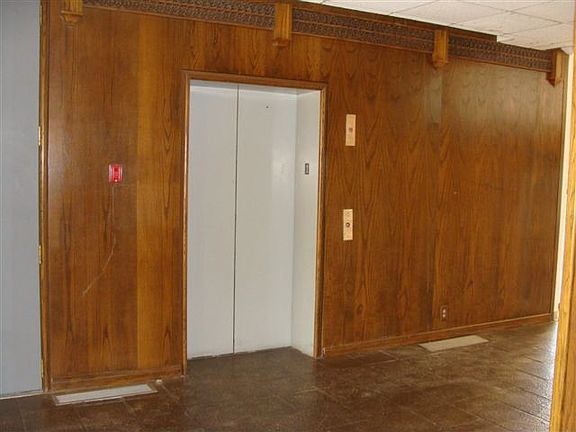 4th image of 4902 Oklahoma Ave