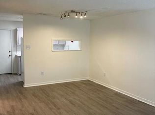 383 West Dr #E, Baton Rouge, LA 70806
