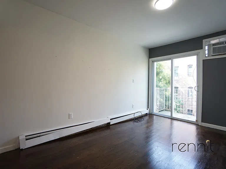 1305 Gates Ave #3 — Photo 17