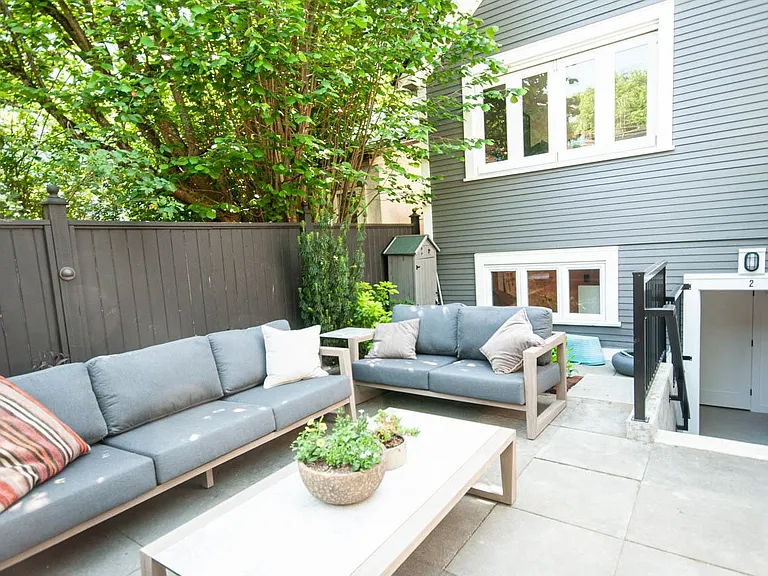 563 Union St #2 — Photo 21