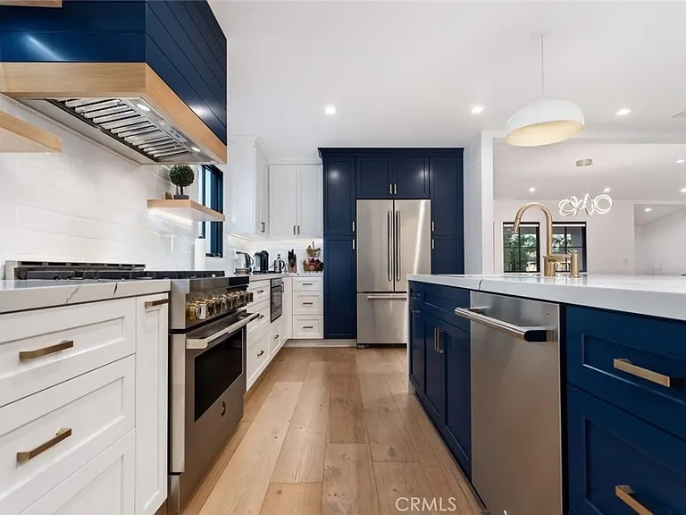 4627 Ethel Ave — Photo 5