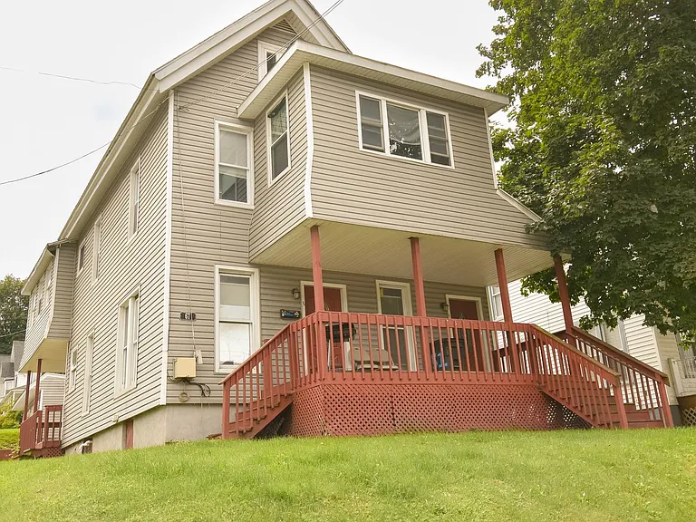 67 Groton Ave — Photo 2