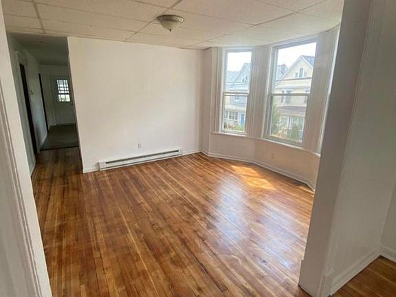 2nd image of 534 Morris Ave #2