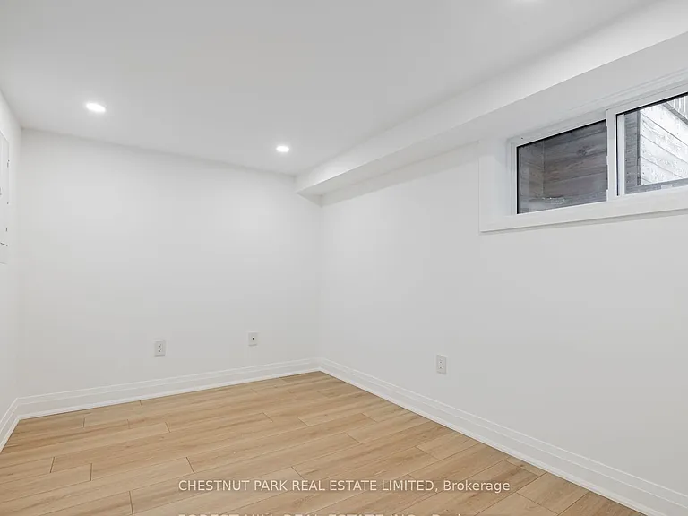 562 Deloraine Ave — Photo 11